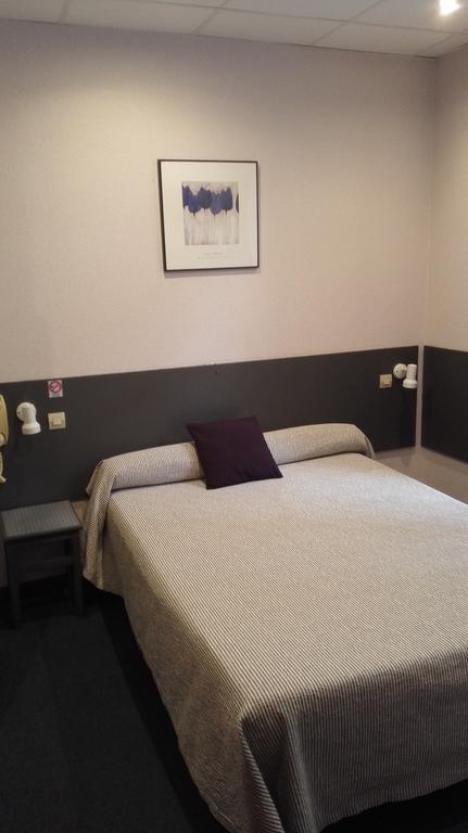 Hotel Beausejour Toulouse Room photo