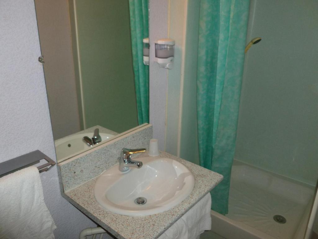 Hotel Beausejour Toulouse Room photo
